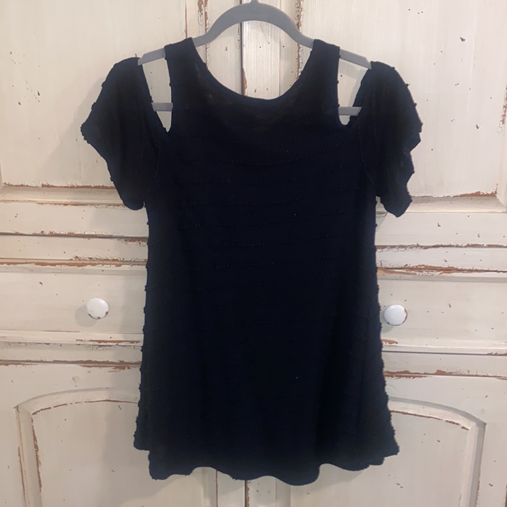 Black Cold  Shoulder  Short  Sleeve Top